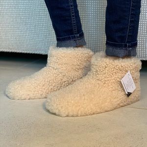 UGG Amary Soft Fuzzy Booties